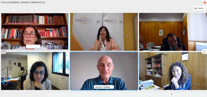 fiscal_es's tweet photo. Mar España Martí, directora de la @AEPD_es, ha impartido el webinar “Los riesgos derivados de las nuevas tecnologías y el #acoso” dentro del espacio “Viernes formativos de la #FiscalíaGeneral del Estado”.

🔗https://t.co/sGUNXiAHky https://t.co/YwXr0vaczz