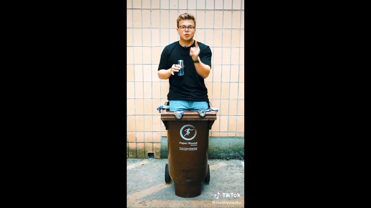 RecorraUK's tweet photo. We're TikTok famous🥳Our squeaky clean food bin exchange service clearly does the trick!😆Click to watch the full video https://t.co/o1cYA8uEP8 #socialbinfluencing #food #cleanbin #binwashing https://t.co/Vgipcrh27K