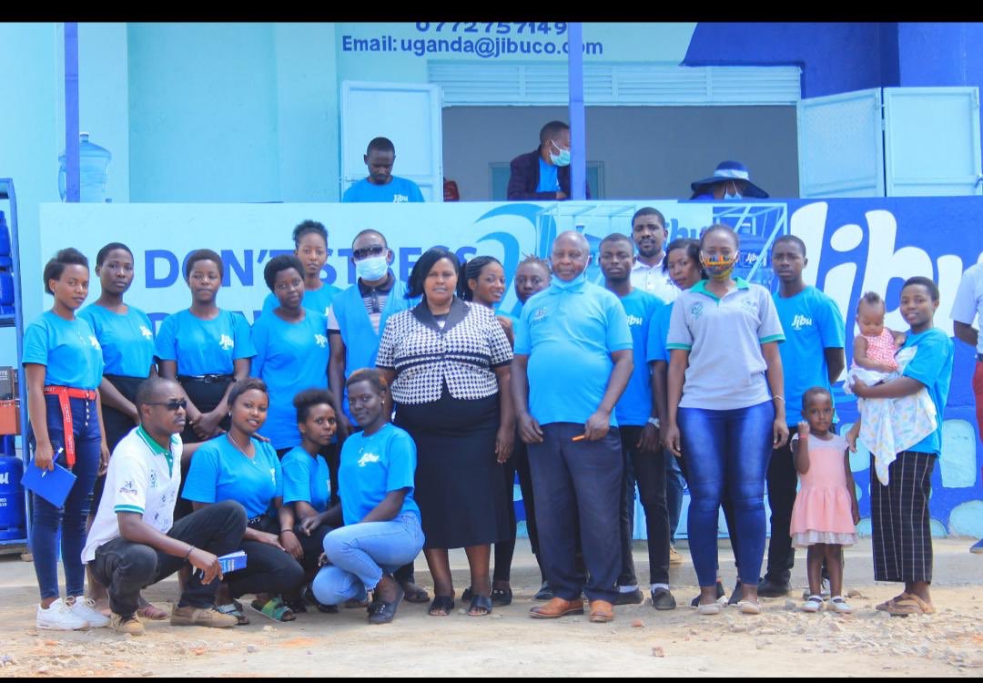 jibuuganda's tweet photo. New Franchise Alert: Following the growing need for safe and clean drinking water , today we launched our newest franchise in Nakivale Refugee Settlement located in Isingiro District in Southwestern Uganda to close the gap #WeAreJibu #JibuInNakibale https://t.co/XUQNNAuGcJ