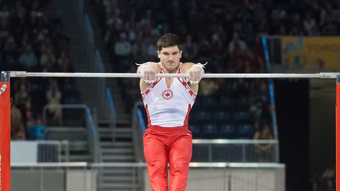 @akitaka13 ですね。手の中に余裕がある&可動域が広いという事は、手を入れ替える動作がし易いという事にも繋がります。

頻繁に手を入れ替える体操の鉄棒がハンマーグリップで握られているのもその理由からです。入れ替える瞬間の許容値がピストルより広いからです、 