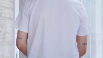 jhoprs's tweet photo. o jimin é um homem tatuado né...... https://t.co/o2u6UnT9Sk