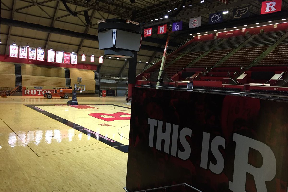 Rutgers’ C. Vivian Stringer, Eric LeGrand honor ‘beloved’ security official Bruce Medley