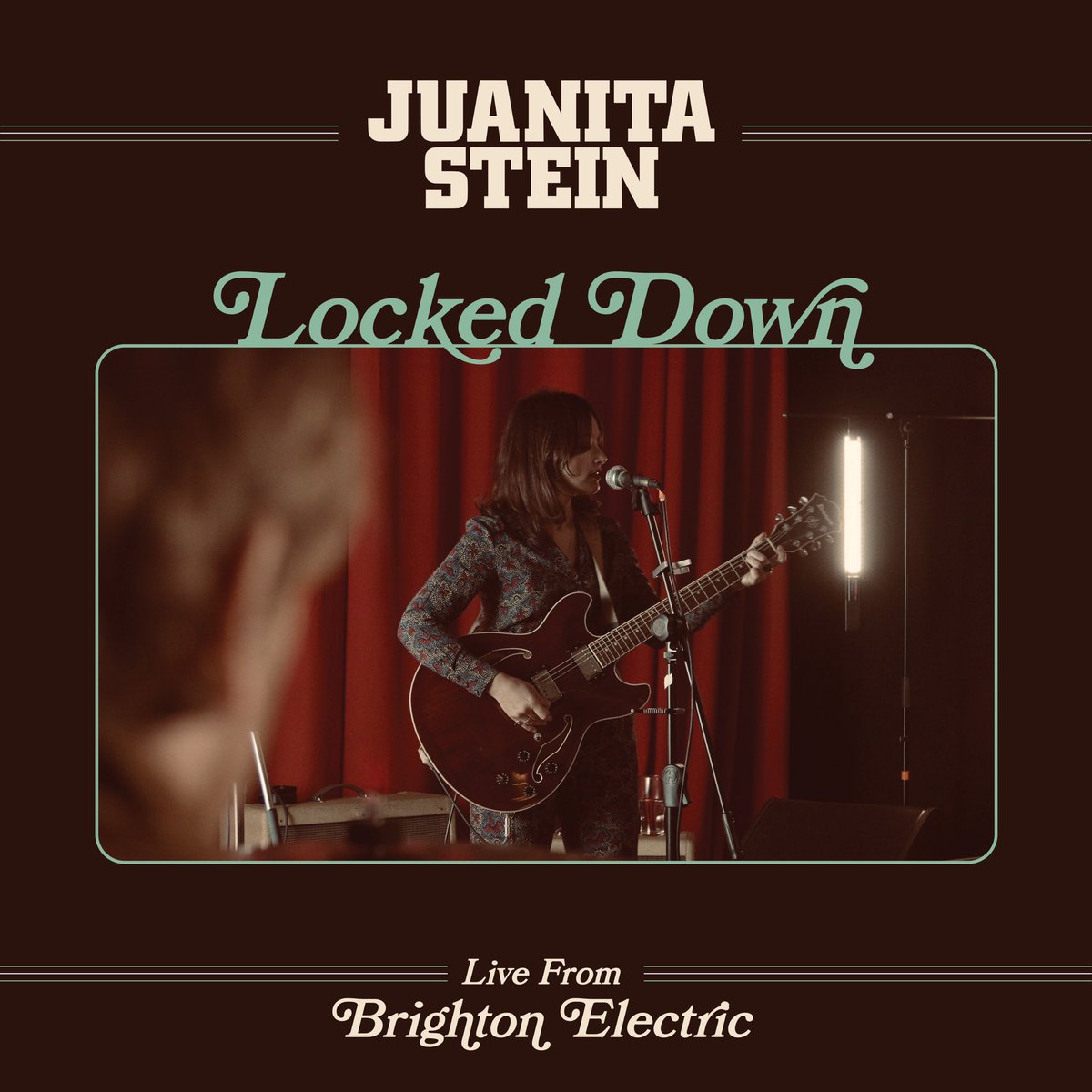 💥OUT TODAY 💥 
“Locked Down - Live from Brighton Electric”. 6 live tracks + 2 unreleased bonus tracks ‘When the Feeling Comes’ and ‘The Consequence of Pain’ recorded during the making of Snapshot. 
But/save/share and all that 🧡🧡🧡
music.apple.com/gb/album/locke…