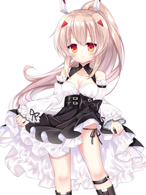 「これがたくし上げってやつです?」な綾波ちゃん
#アズールレーン 