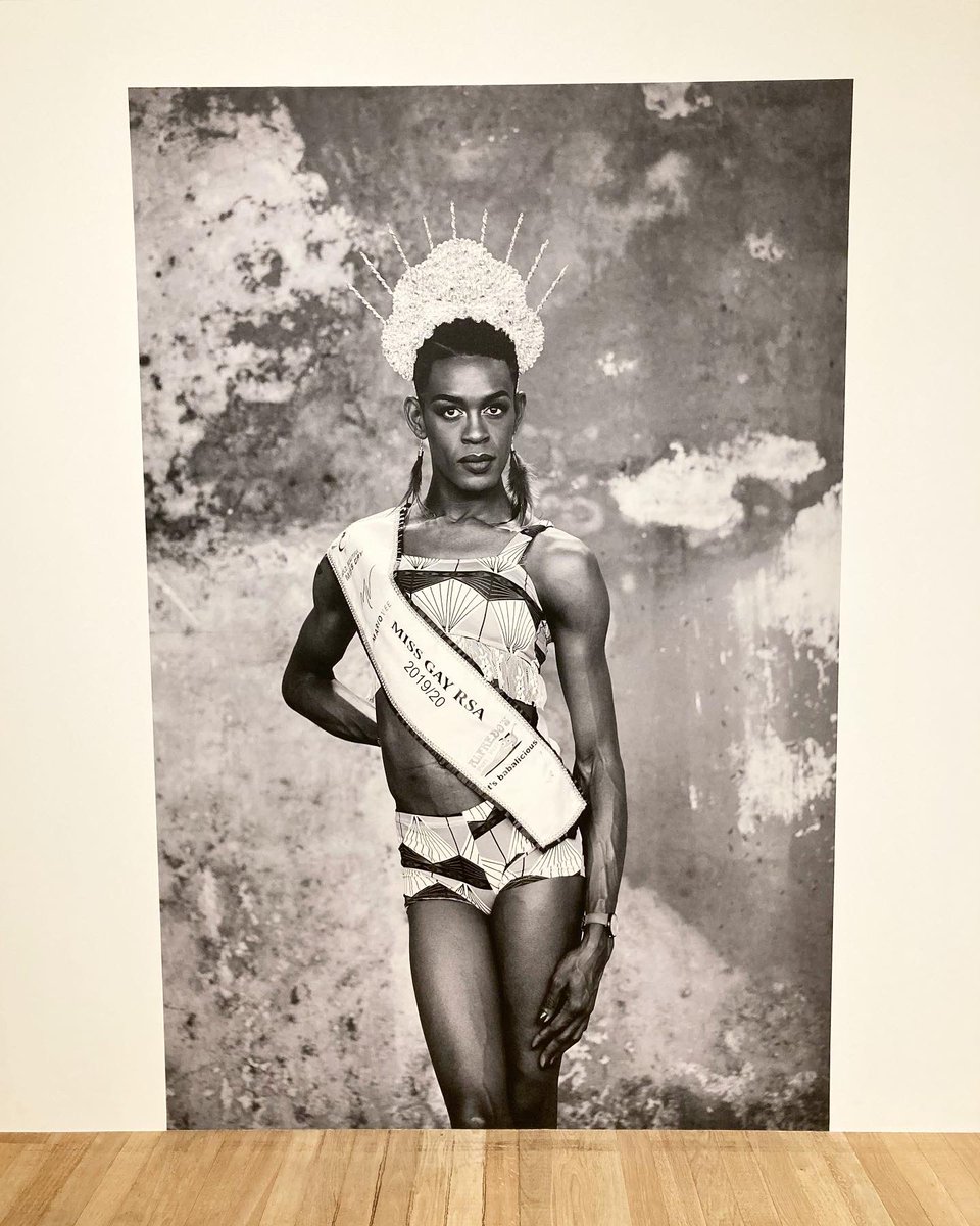 MYSTICFORMS's tweet photo. Friday inspiration💪🏿 - Visually and emotionally strong exhibition by visual activist ZANELE MUHOLI
@tate #ZaneleMuholi is a South African visual activist and Muholi's work tell the stories of Black LGBTQIA+ lives in South Africa and beyond. 
#art #visualactivist #tatemodern https://t.co/vTrKLX4eAU