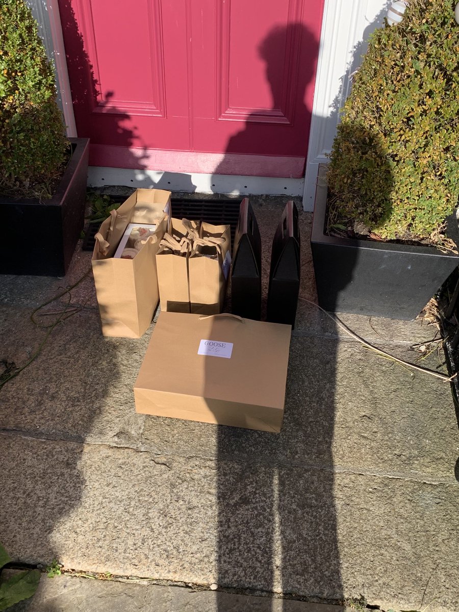 Leave the BBQ in the shed until tomorrow and get Goose 2 Go delivered tonight . New menu available for delivery or collection, Fri,Sat &amp;Sun!
Launching picnic bag for 2 tomorrow when the ☀️ comes out !