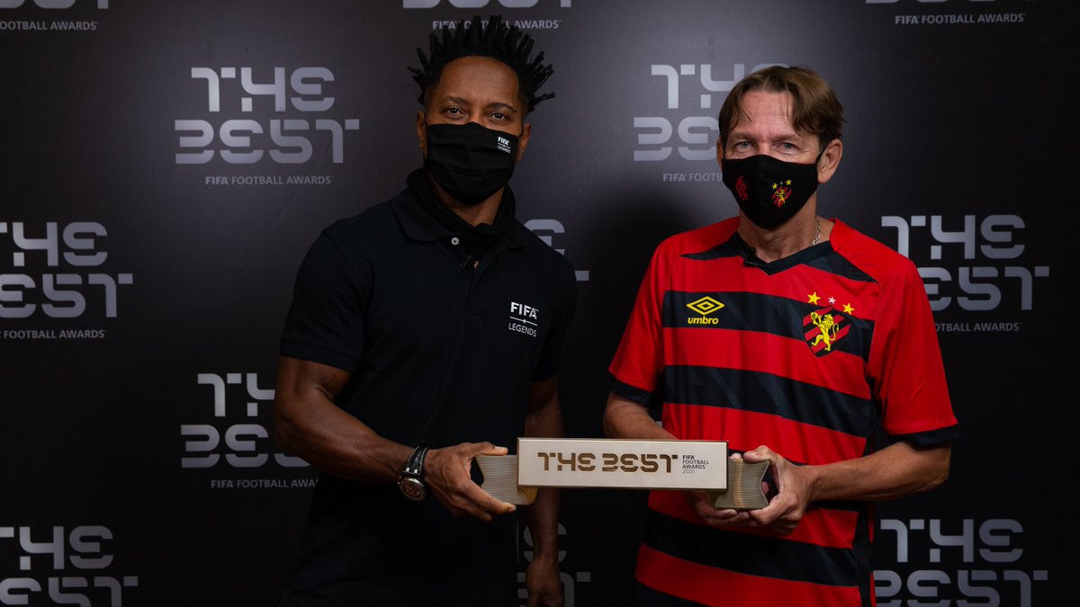 FIFAcom's tweet photo. 🗣️ "Suddenly I saw Ze Roberto coming towards me. I froze. I couldn’t believe it. I had to try hard not to cry." 

🚶‍♂️ Marivaldo discusses flying on a plane for the first time and being presented with the FIFA Fan Award by Ze Roberto 🛫🏆🙏

➡️ https://t.co/NRwNrcKSFK https://t.co/JY76krdf0G