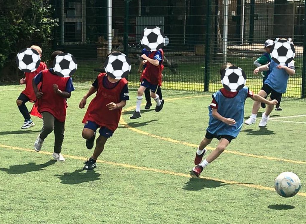 HaslemereMerton's tweet photo. Thank you Mr Horne for organising an amazing Football Week for us. The children have thoroughly enjoyed it! We have been delighted with the wonderful amount sportsmanship and teamwork the children have displayed. @SchoolsFootball #SchoolsFootballWeek #HaslemereValues #INSPIRE https://t.co/2TmL51n2Tf