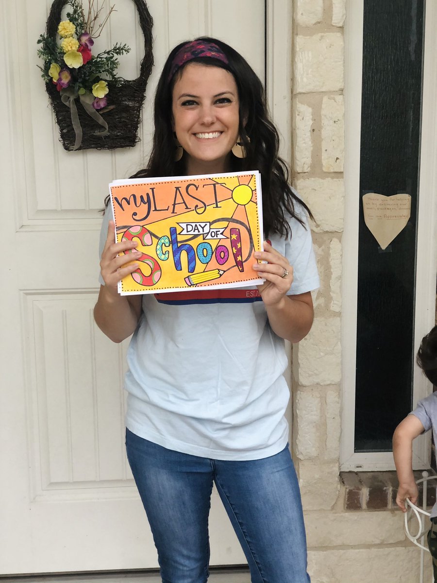 MrsKArtClass's tweet photo. HAPPY LAST DAY OF SCHOOL! I will miss you, @MISDRiverValley ❤️❤️ https://t.co/X32YREW8jX