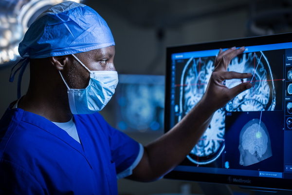 We are diving deep on human factors and usability in surgical navigation. Understanding and weighting complexity, setup times, footprint and device findability. We are chasing small refinements to eliminate moments of hesitation. Details matter. 

pos.li/2is1gr