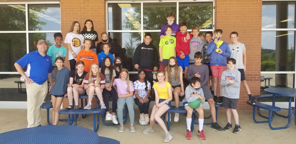 ucpsMyers's tweet photo. My 3rd block yesterday! What a #great group. @MarvinRidgeMSNC https://t.co/uwURv4bM2u