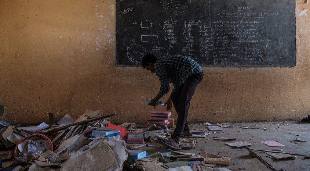 AJEnglish's tweet photo. A quarter of all schools in Ethiopia’s Tigray region have been damaged, pillaged and occupied during the months-long conflict https://t.co/njeL0CP7bT https://t.co/in7ooW0TZT
