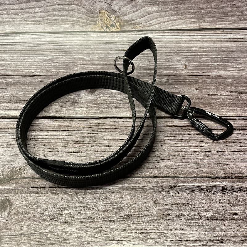 Dogs_Today's tweet photo. It's #WinItWednesday! Follow us and RT to #win “The Spartan” Dog Lead, the latest in a range of anti-theft dog wear called KutP-Woof (cut proof), as it cannot be cut with scissors or a knife - courtesy of https://t.co/ZXECm6whg8. UK only. https://t.co/x6ziW8VJ8D