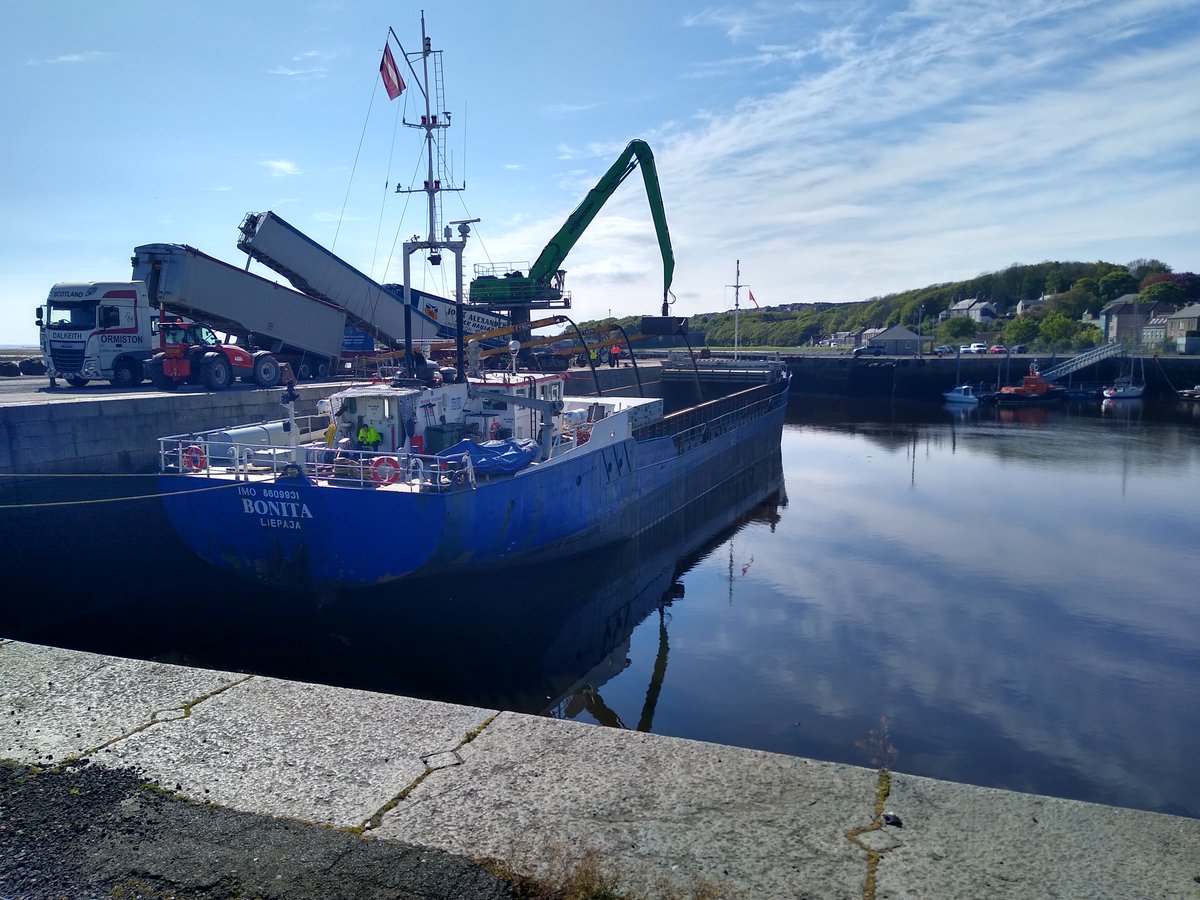 The MV Bonita loading 1,350t of "00" #OSR for United Oilseeds growers in the Scottish Borders, @ Berwick this a.m. It's United Oilseeds 5th ship this month <a href="/AJHMilne/">Andrew Milne</a> <a href="/McGregorFarms/">McGregor Farms</a> <a href="/saos_agri_coops/">SAOS - #workingtogether, what can we do for you?</a> <a href="/pennock66/">Ray</a> <a href="/BeckiiGibbs/">Beckii Gibbs</a> <a href="/Tula205/">James  Hood</a> <a href="/holly_gourley/">Holly Gourley</a> <a href="/BeckyBeesley1/">Becky Beesley</a> <a href="/jogunes1/">@JoGunes</a> <a href="/owencuos/">Owen Cligg</a>
