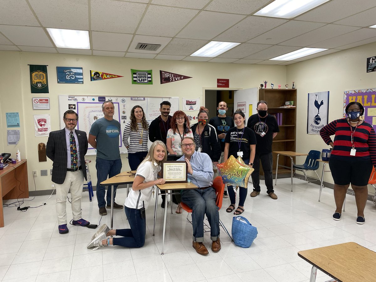 rfmarino's tweet photo. Congrats to Dr. Bailey for winning the 2021 Broward County Social Studies Teacher of the Year. #southplantation #positivesouth #southfamily https://t.co/mmTD6v4O8I