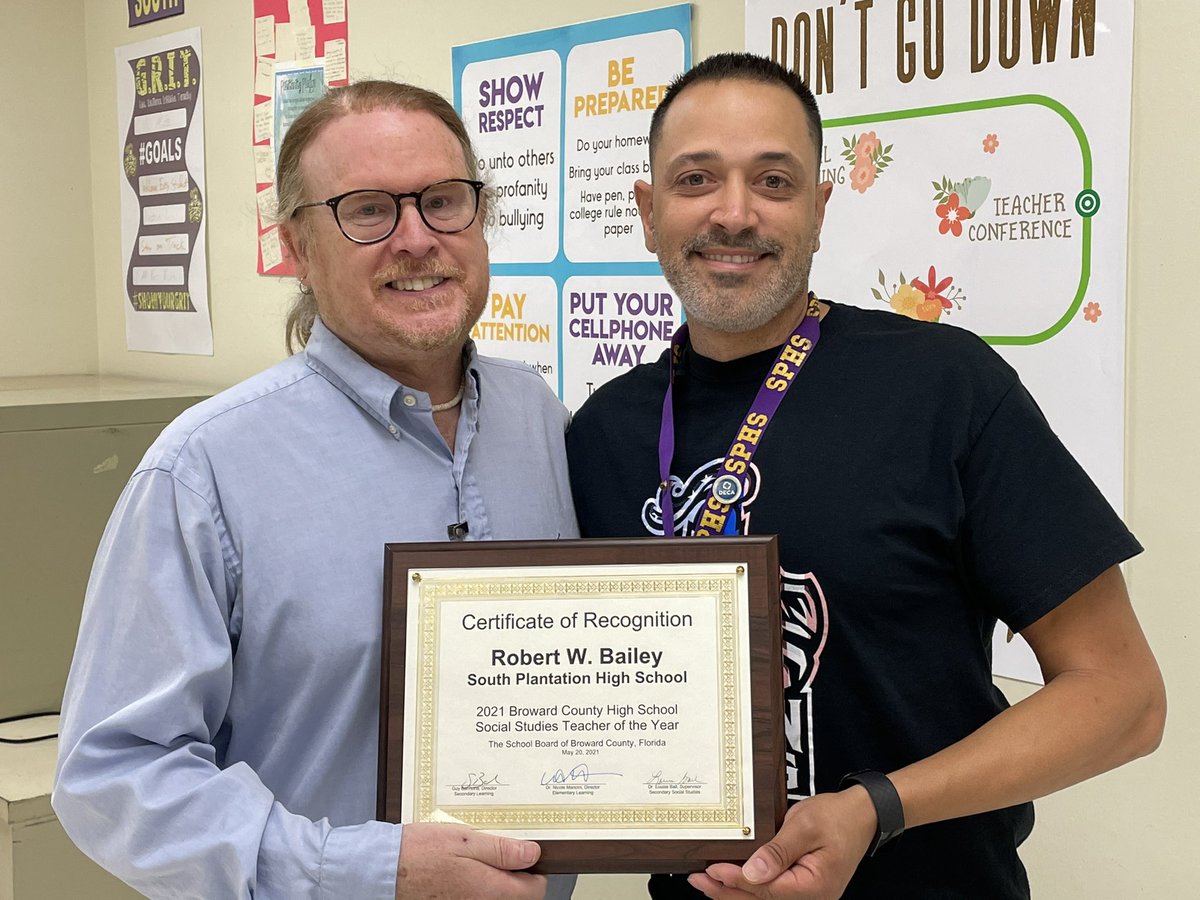 rfmarino's tweet photo. Congrats to Dr. Bailey for winning the 2021 Broward County Social Studies Teacher of the Year. #southplantation #positivesouth #southfamily https://t.co/mmTD6v4O8I