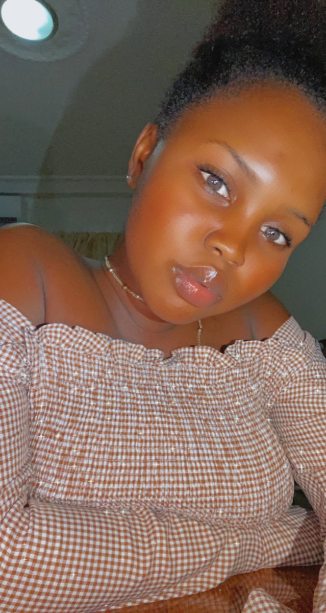 NiangFayol's tweet photo. juste moi⚘💓 https://t.co/chVudSyaEJ