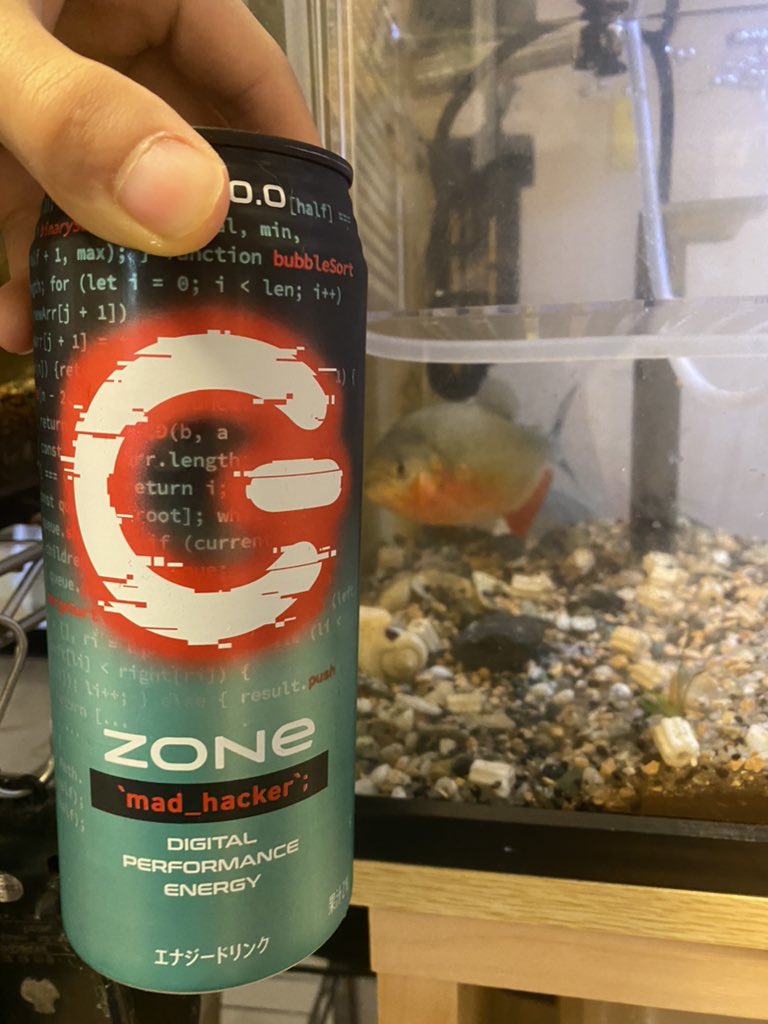 NAGI_KANZENaka's tweet image. #ZONeエナジー
#madhacker
#ピラニア・ナッテリー
#アクアリウム
ZONe飲んでから水換えすっか