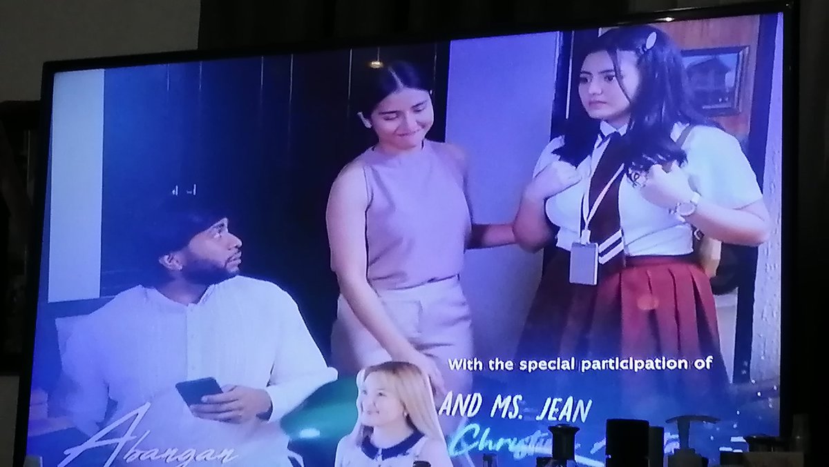 eshclrsl's tweet photo. Aamin na ata si nina sa daddy nya na may gusto na sha! 
Abangan sa susunod na linggo! 
#FirstYayaConnected
@sanya_lopez @LegaspiCassy https://t.co/aBwFLvQC9L
