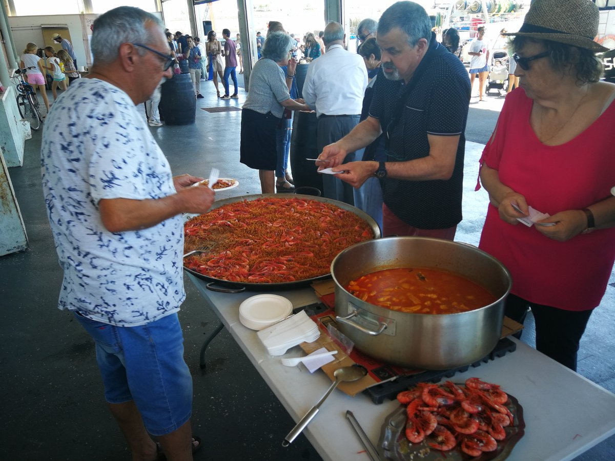 ajuntamentvng's tweet image. ✅🦐🐟Estem preparant la Jornada gastronòmica del peix i marisc, el dissabte 5 de juny a #VNG

No us la perdeu! Farem
🍾🥘un maridatge de mar i vi i al migdia, al port

🍴🐙Un sopar-degustació al vespre a la llotja del peix

❗️Reserveu el vostre tiquet!
ℹ️ vilanova.cat/noticies/detal…