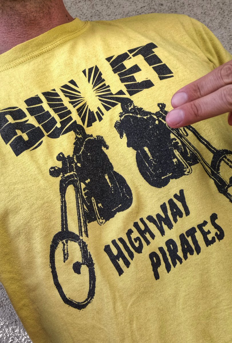 Axel Schmidt tweet media