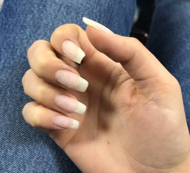 babyy_rayy's tweet photo. A guy last night asked to see my nails cause he heard they were always poppin hahah he’s not wrong haha (a thread &amp; yes they are my real nails) https://t.co/PbzlJle0MT
