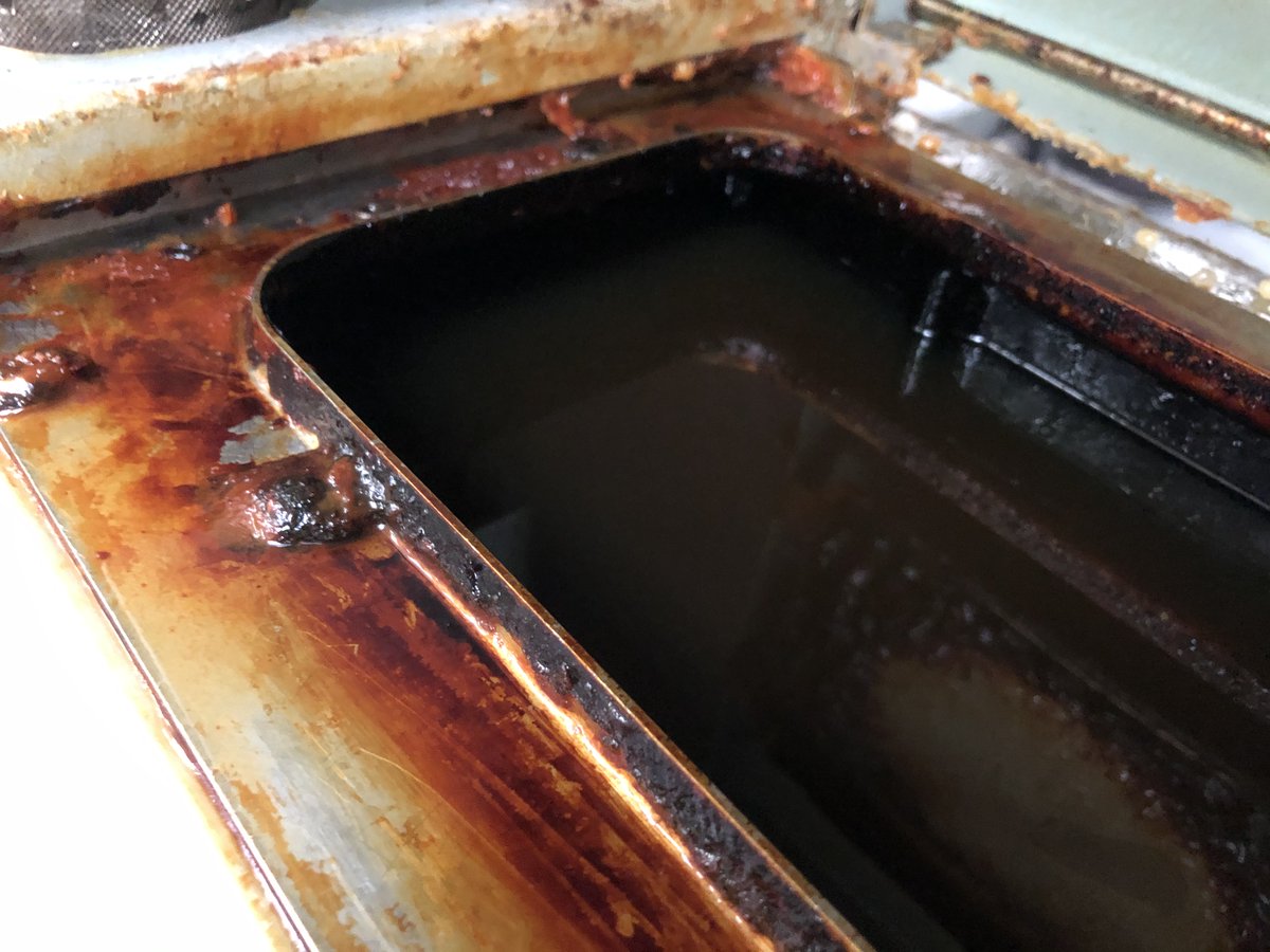 directadhesives's tweet photo. If you have just installed or are planning a new hot melt adhesive system, it's the perfect time to consider your hot melt adhesive as well. It doesn't make any sense to contaminate your lovely clean tank &amp; hoses with an adhesive that won't do its bit to look after your system https://t.co/vu3NmxDzPC