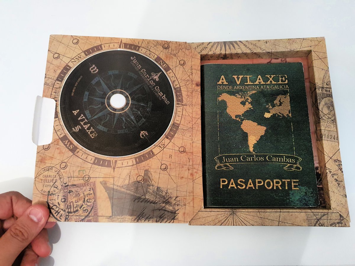 guido_guia's tweet photo. Un gran pracer asistir á presentación de #AViaxe, un proxecto de @jcarloscambas no que a través da música 🎶 conta a súa historia familiar, como a miña, entre Galiza e Arxentina 🇦🇷 Grazas Ana M. Bereciartua, da Asociación Rioplatenses de Lugo, por convidarnos! Moi emocionante 💙 https://t.co/hUdaow9kYS