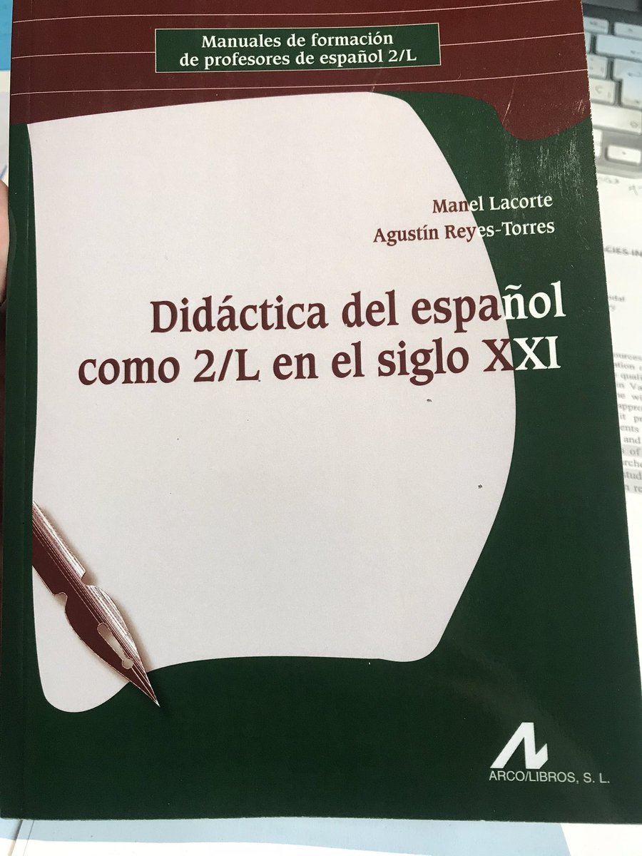 rawlin_papers's tweet photo. ¡Ya ha salido publicado y lo acabo de recibir! Menudo lujo trabajar con #ManelLacorte @MiddEsp Gracias @arcolibros y #MariluzGutierrez 

https://t.co/RKF6vAQuSw https://t.co/XeqAf0xZJH
