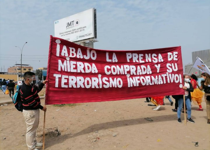 MaritzaRosas17's tweet image. Prensa vendida y corruptos! Por un taper! Basta ya!! 🐁🐀🔸🐀 Rata no va!