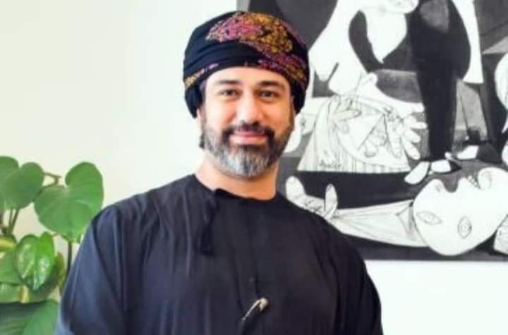 A__9S9S's tweet photo. تحية للدكتور جلال الحضرمي الرجل الوطني المخلص الذي جمع لغاية الآن ٧٥ شركة عُمانية 
بجهود شخصية مباركة .
يسعى من خلال جهوده لتوفير آلاف فرص العمل للشباب
والآن هناك ٢٠٠٠ وظيفة بعون الله ضمن مبادرته .
نحن نفتخر بك وبأمثالك 
شكراً دكتور جلال .

#عمان_فوق_الجميع https://t.co/jGdd6H3RTK