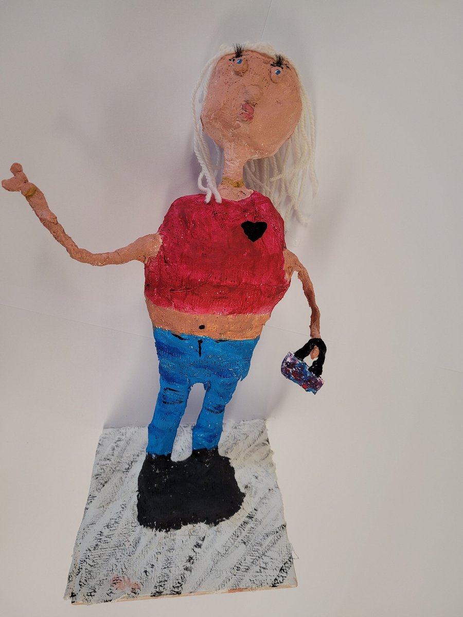 VC_Art1's tweet photo. ***3D FIGURES***
Fantastic 3D figures completed by #MsTynans 1st year Visual Art students. Great work everyone ๐@VirCollege @jctVisualArt @CavMonETB #Sculpture #VisualArt #Creativity ๐จ๐ผ https://t.co/Z0HBrHolu1