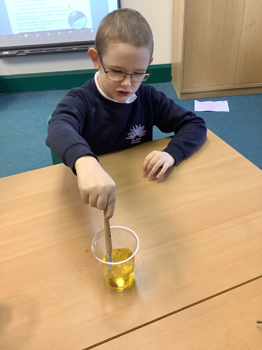 Tor_View_School's tweet photo. P7 have explored a range of different artists & techniques creating pieces in the style of Damien Hirst, David Shrigley, Miroco Machiko & Henri Rousseau. We created our own cave paintings based on the Stone Age.
#EduArtsFest #Art #TorView https://t.co/O4qGFoOXjG