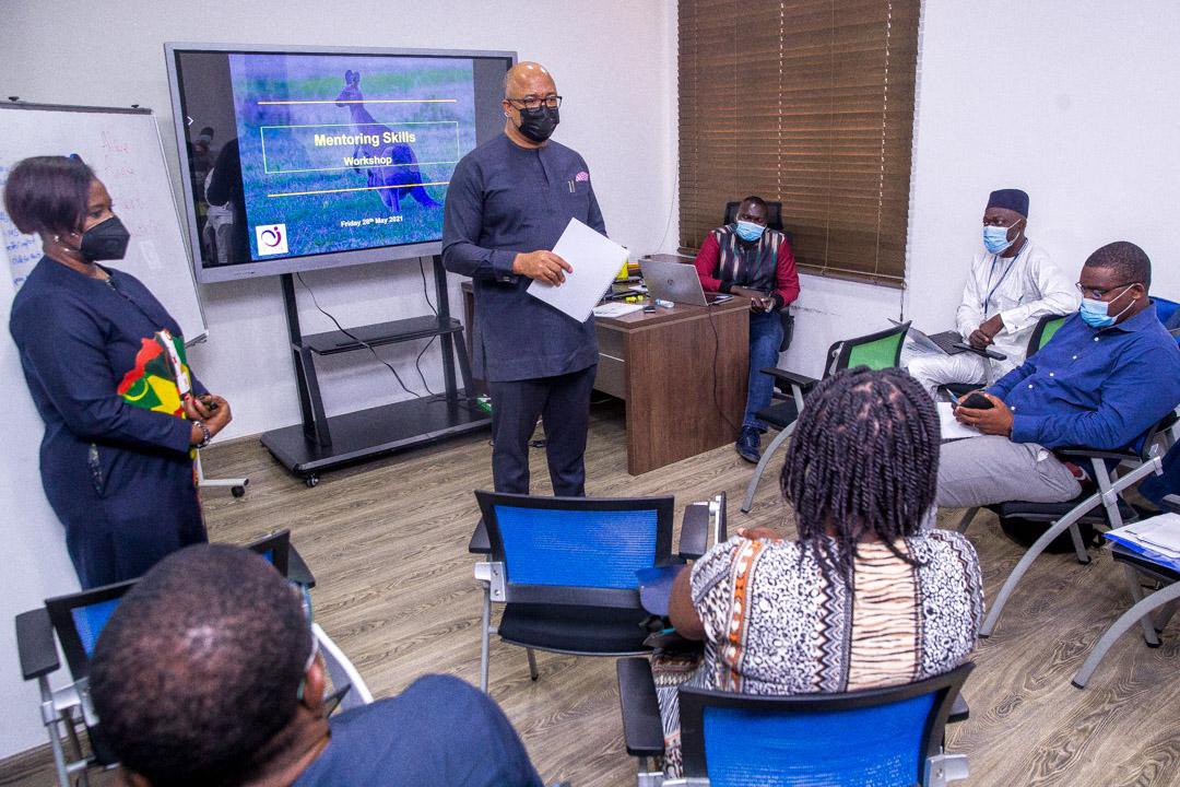 Chikwe_I's tweet photo. We’re improving our Nigeria Field Epidemiology Training Programme, as we train more disease detectives

In the last 1 week, we’ve held skill building sessions with graduates of the programme now serving as mentors for trainees

Grateful for support @InstituteGC @AfenetNigeria https://t.co/mhl6xOOSVY