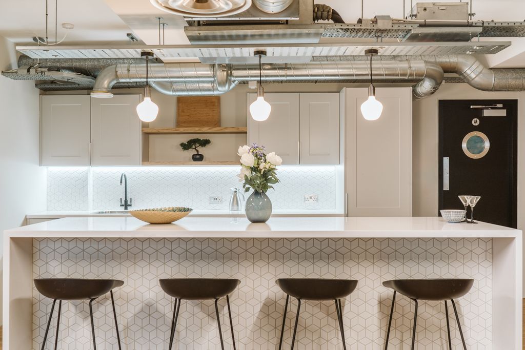wearethirdway's tweet photo. 8 Warner Yard is a prime example of how our Grey to Great programme can unite the demands of both landlord and occupier, giving each party the outcome they need.
To read our Grey to Great blog: https://t.co/FdlYQpYF6G
@playfaircapital
#greyspace #greytogreat #interiordesign https://t.co/XXRn8PKF9P