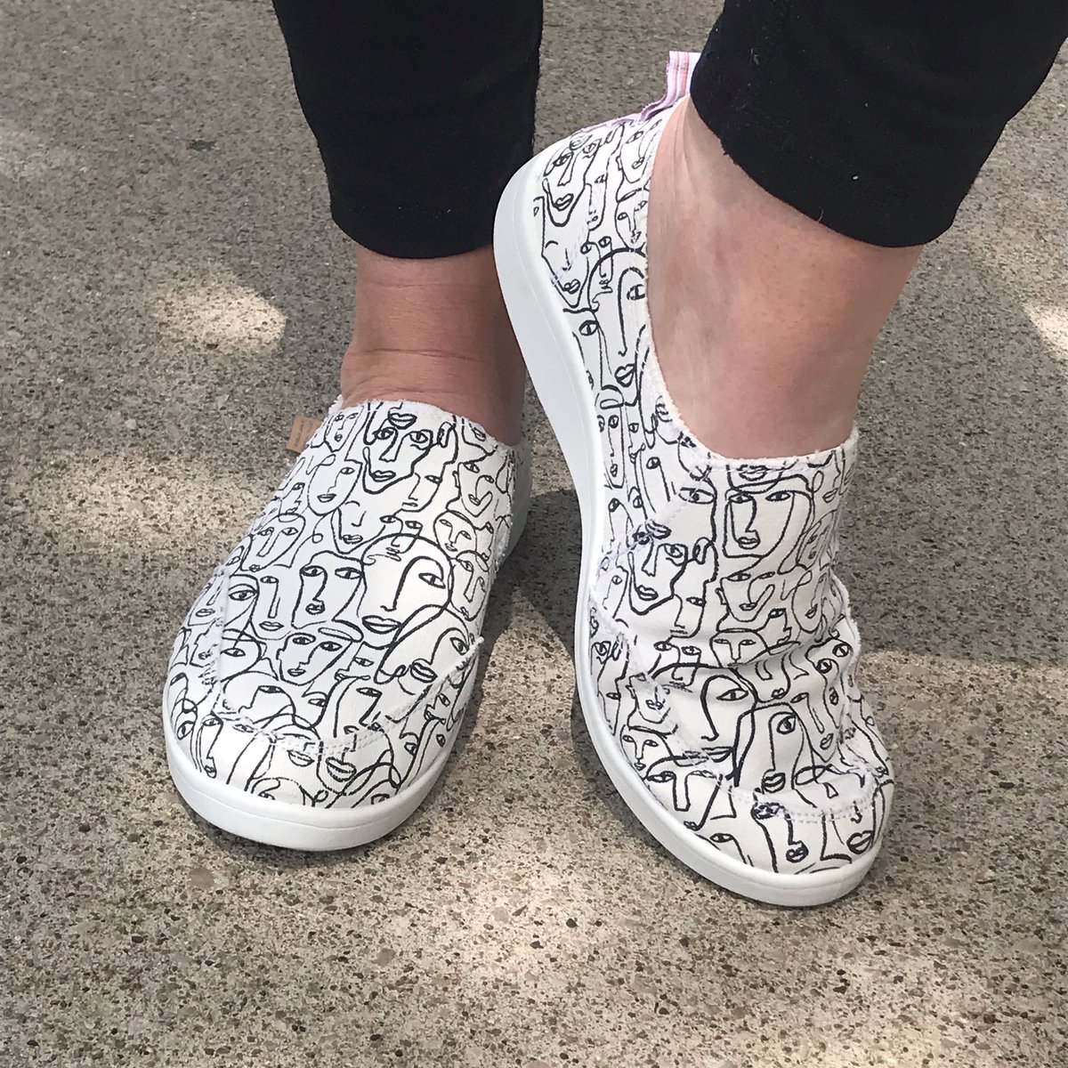 Shoes 144 Front On Twitter A Super Soft Fashion Frayed Slip On Made With Eco Conscious Cotton Vegan Certified Malibu Is Classic Cool Vionic Vionicshoes Sneakers Veganshoes Shoesoftheday Shoesofinstagram Https T Co 2sdwikdmzk