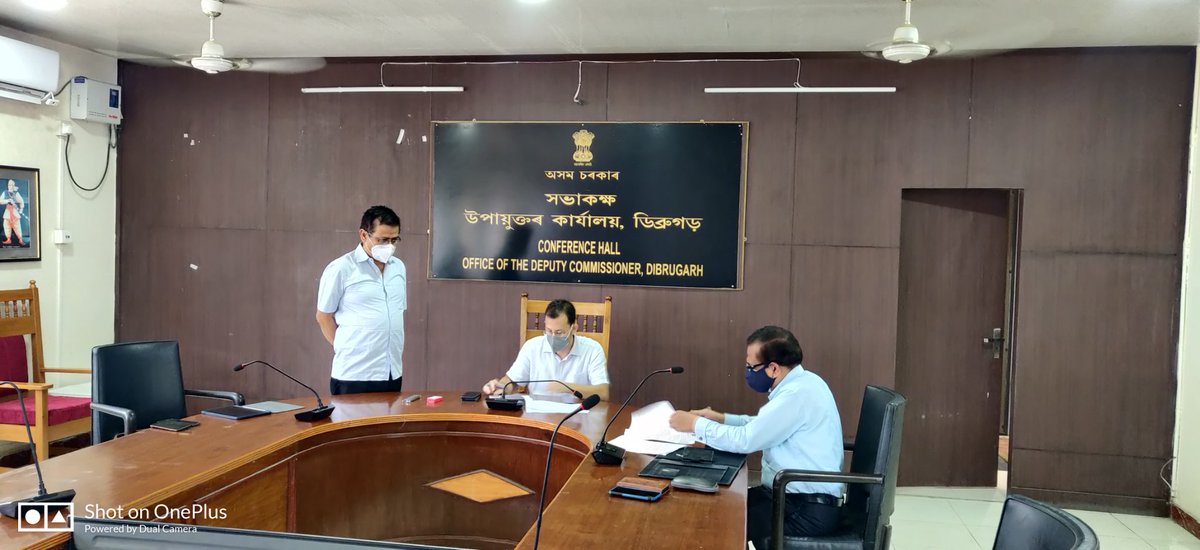 aaidibairport's tweet photo. #AAICares #IndiaFightsCorona 
AAI Dibrugarh @aaidibairport today signed Memorandum of Agreement with Deputy Commissioner, Dibrugarh District @dc_dibrugarh to provide Two Critical Care Ambulances for support in pandemic times and more under CSR scheme of @AAI_Official .
@aairedner https://t.co/gG0LJVjPfh