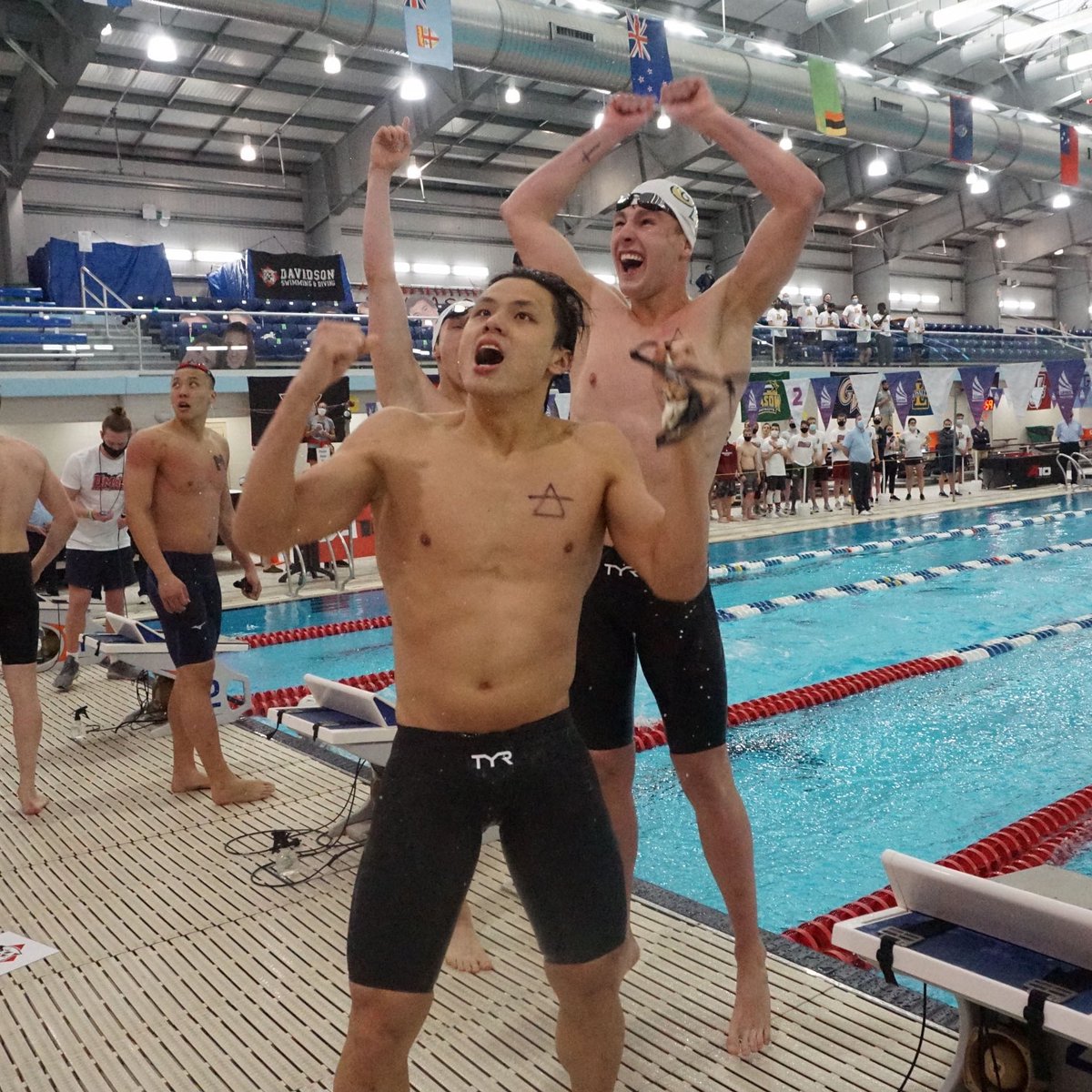 GWSwimDive's tweet photo. ๐๐ค๐ค๐ heading into the long weekend...
#BuffandBlueFriday | #RaiseHigh https://t.co/wRvG9XVA0R