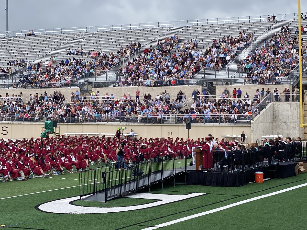 Congratulations to the <a href="/RouseHSRaiders/">Rouse High School</a> class of 2021! Streaming at leanderisd.org/graduation #1LISD
