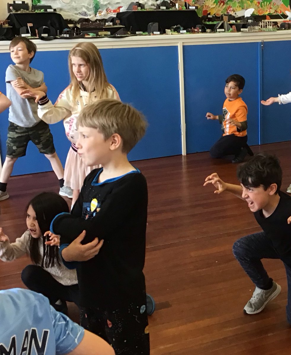 ClaphamTerrace1's tweet photo. Year 2 had a great time dancing today! #60aday https://t.co/G2OFytNycO