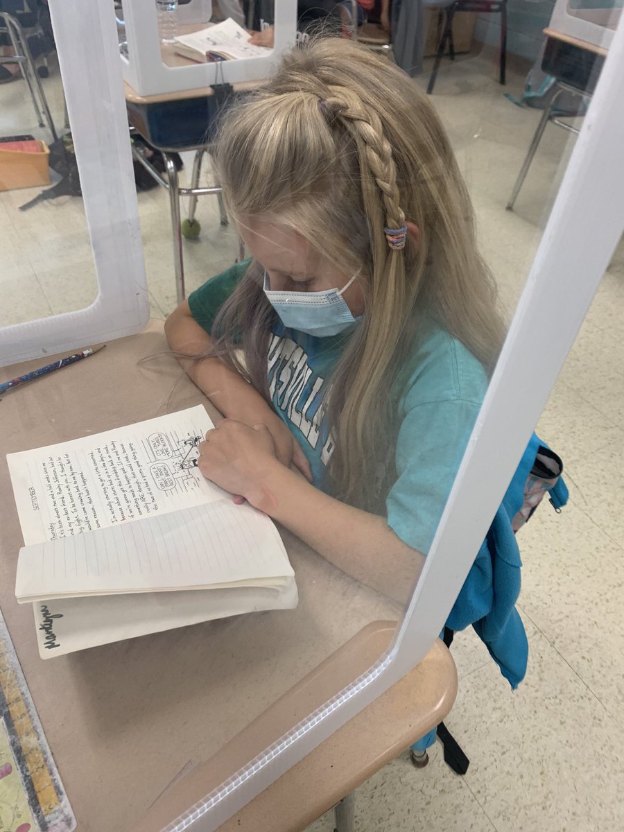 mer61905387's tweet photo. We have a Diary of a Wimpy Kid CRAZE in the classroom!  I grabbed every Jeff Kinney book off the shelves in the school library.  How can I not support this wonderful initiative that started with one student!  ❤️ #ccspride #laceypop https://t.co/V53aQZiP7x
