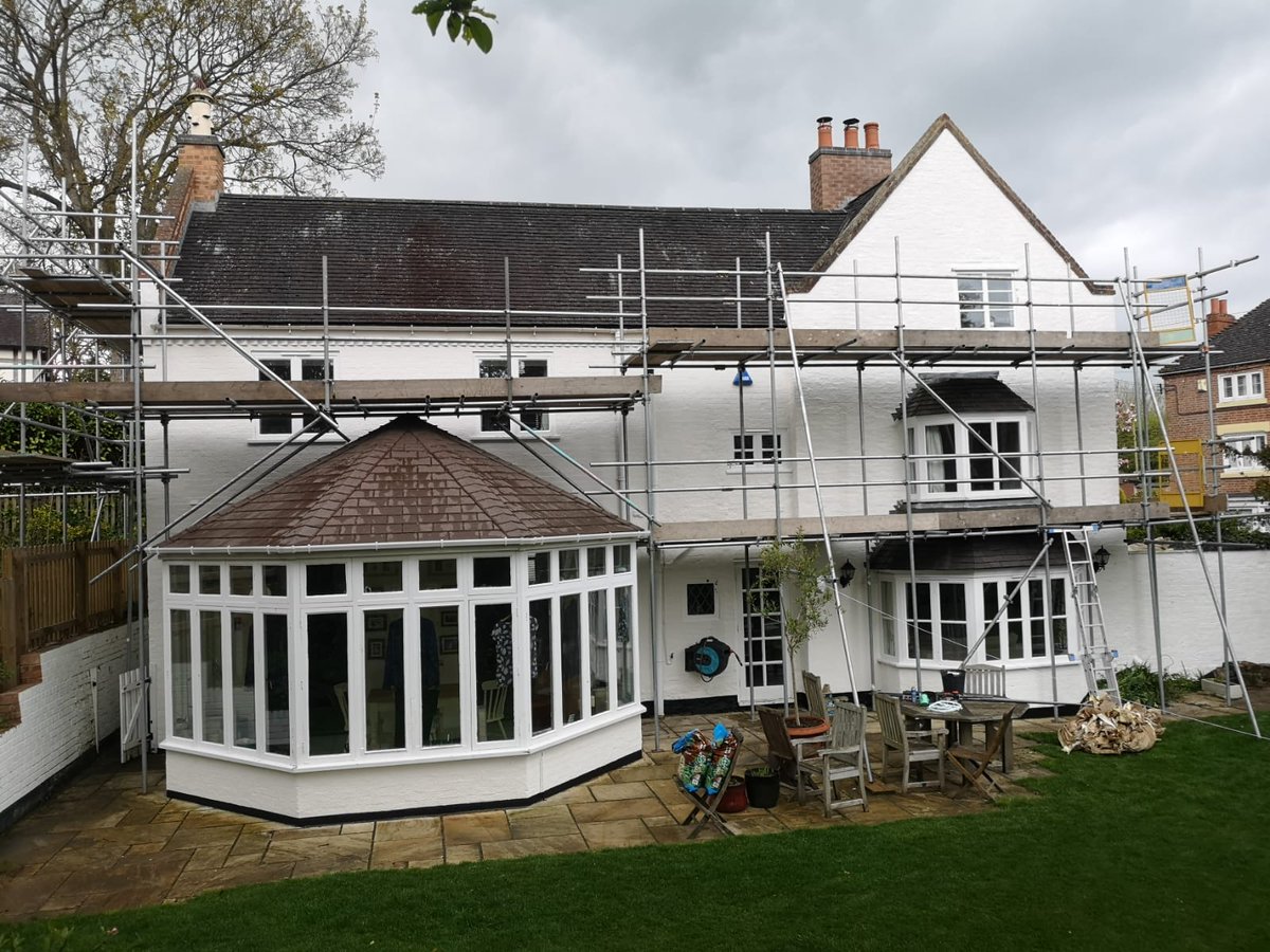 Texacote's tweet photo. A completed install on this  detached property in Staffordshire using Wethertex MP44 Protective Wall Coating System in Chalk White.
If you would like to see what we can do for your home feel free to contact us on 0333 2224458 or visit https://t.co/R7pqTwHp83
#texacote #wethertex https://t.co/3GPP8CwOCy