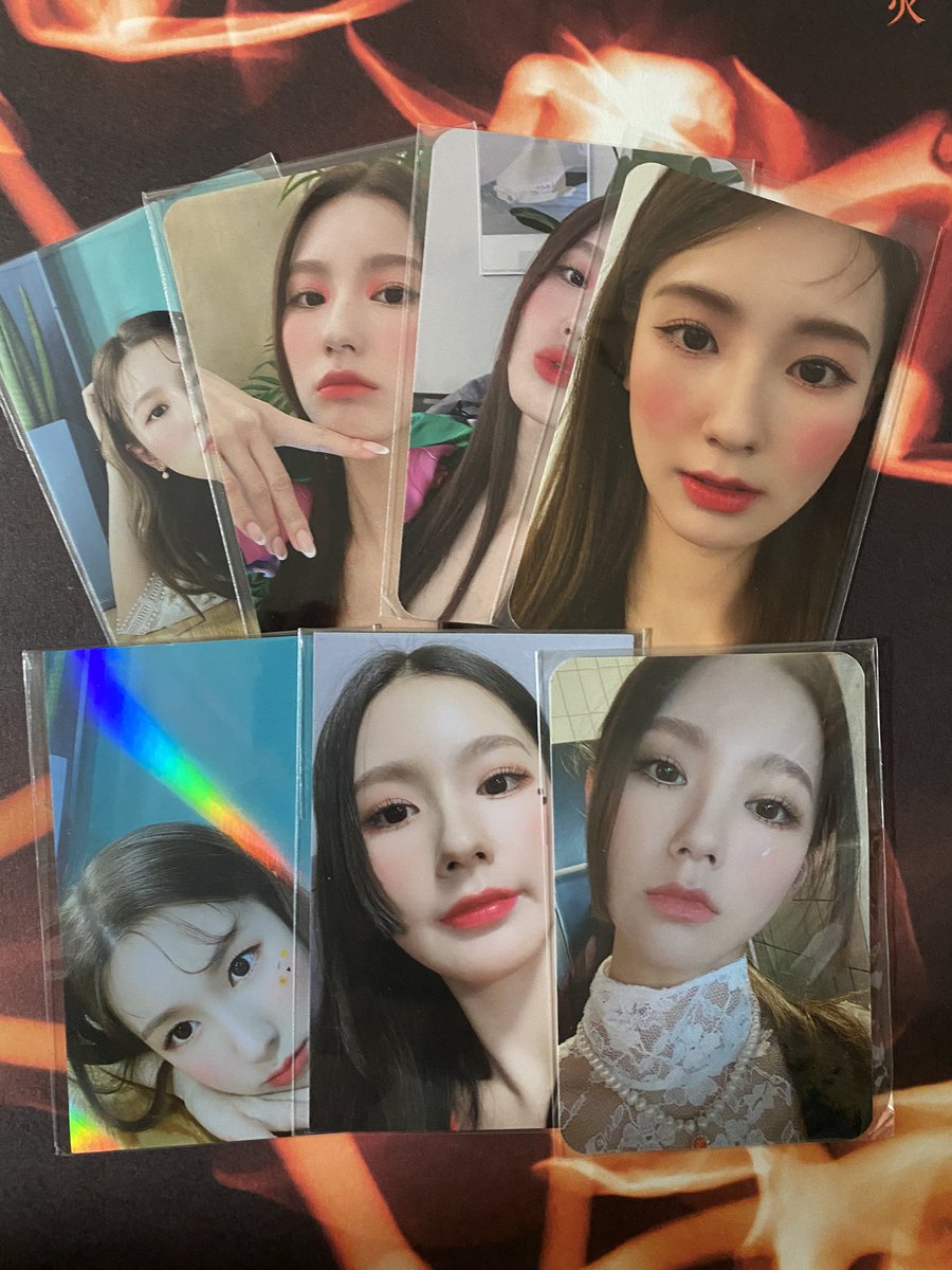bixxxs's tweet photo. 여자아이들 미연 포토카드 판매해요
4.0에 양도해요 가격 내렸어요 배송비는 본인이 부담 하셔야 해요

미연 민니 수진 소연 우기 슈화 아이들 아이번 교환 양도 분철 한 꽃 불 메이크스타 멬스 뮤코 케타 마뮤테 DMC 디엠씨 애플뮤직 앺뮤 미화당 라타타 세뇨 어오 오마이갓 덤디덤디 화 아키클래식 https://t.co/Og2aLtCBx3