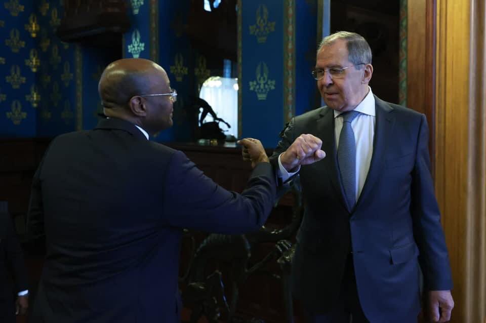 DWatchCentre's tweet photo. #Russia’s Foreign Minister Sergey #Lavrov &amp;his Gabon Counterpart, Pacome Mounelet-Boubeya held a joint news conference following talks in Moscow.

The 2 diplomats noted; #COVID19 pandemic has interfered w/ event programme agreed during the 2019 #RussiaAfrica summit #DWatchCentre https://t.co/SuB96LPiKB