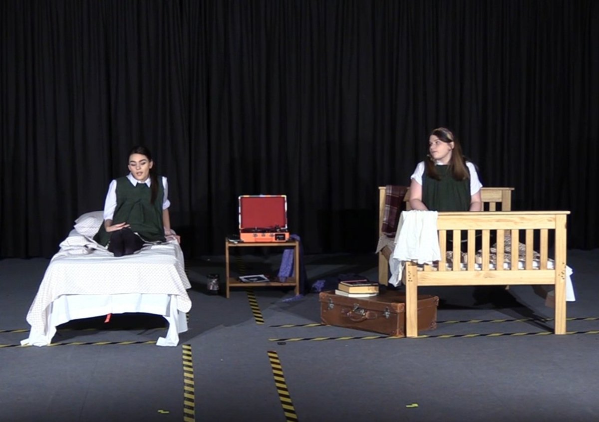 'Be My Baby' by Yr 13, performed for their Component 3 for their A Level.   Covid won't  hold them back! 
#EduArtsFest