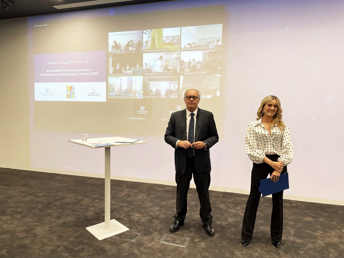 ConfindustriaBG's tweet photo. Questa mattina, in occasione dell'Assemblea privata della Piccola Industria di #ConfindustriaBG, sono stati premiati i progetti vincitori del concorso #Industriamoci Junior 2020. Congratulazioni a tutti! #PMIday https://t.co/kzFOy6KgP1