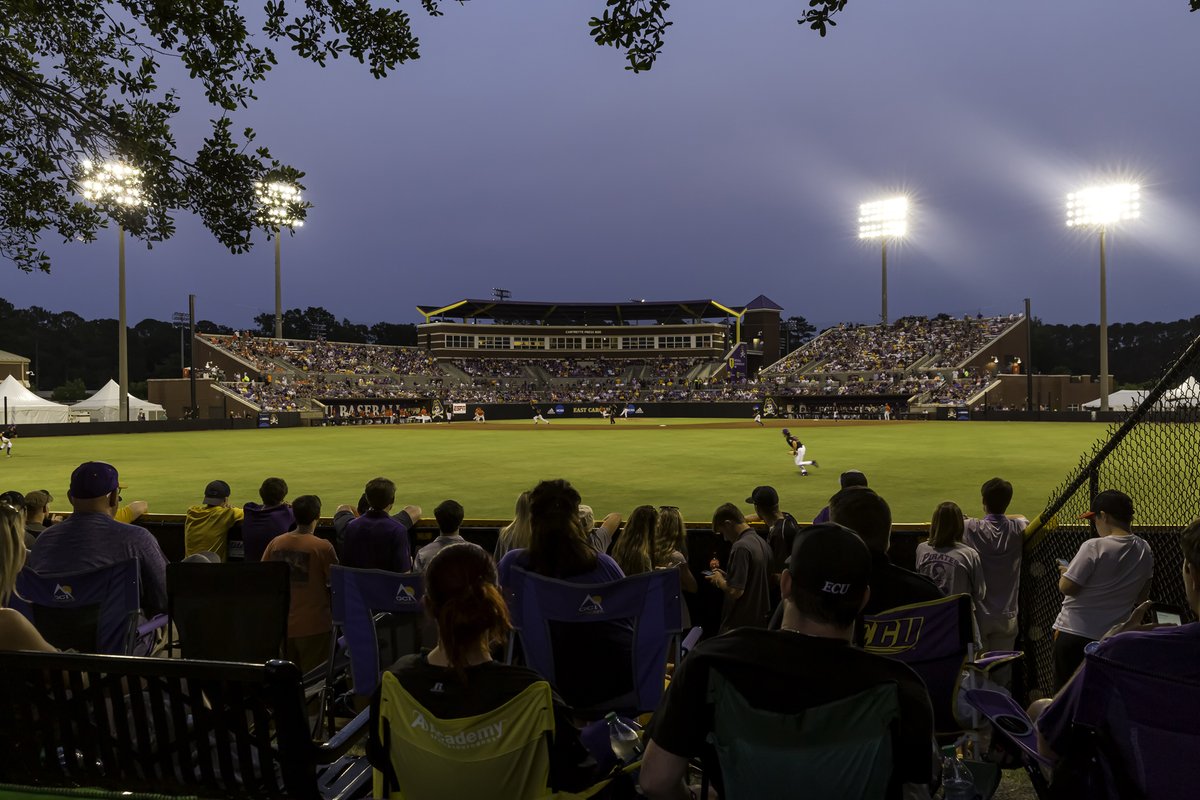While you're waiting on today's first pitch, make sure you've ordered your NCAA Baseball Regional tickets! ⚾️

The priority deadline to order for Pirate Club members and season ticket holders is Tuesday, June 1 at 5:00pm.

📰: bit.ly/3fui2Z9
🎟️: bit.ly/3fUzwgb