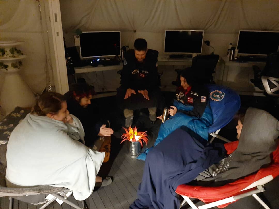 astro_Michaela's tweet photo. The #HISEAS crew struggles to keep up hope as relentless storms foil their #moonwalks - Commander's Report: Lunar Day 10 @SPACEdotcom
Here's another article from my @HI_SEAS #CommandersReport series. Please stay tuned for more #SeleneIV &amp; V articles.
https://t.co/SOH3Nv4pFJ https://t.co/Z0WGIQem73