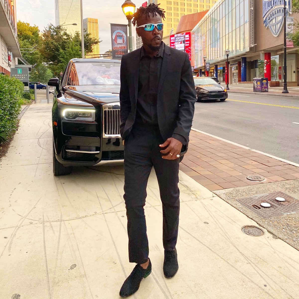 kwawkese's tweet image. This be La borrow 🤠✅ #GuyMan #1MAD 

keep ur mouths shut