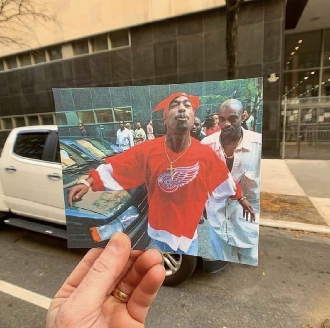 Hoopss's tweet photo. Iconic 📸 https://t.co/B3guQzHfCe